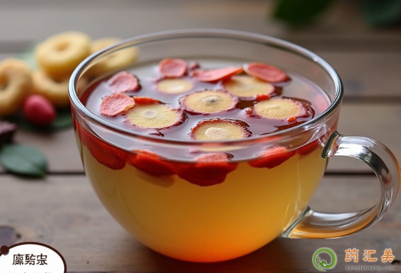 紅棗泡水喝有什么好處 紅棗泡水喝有什么好處