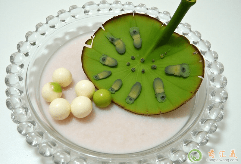 蓮子的功效與作用 蓮子的功效與作用